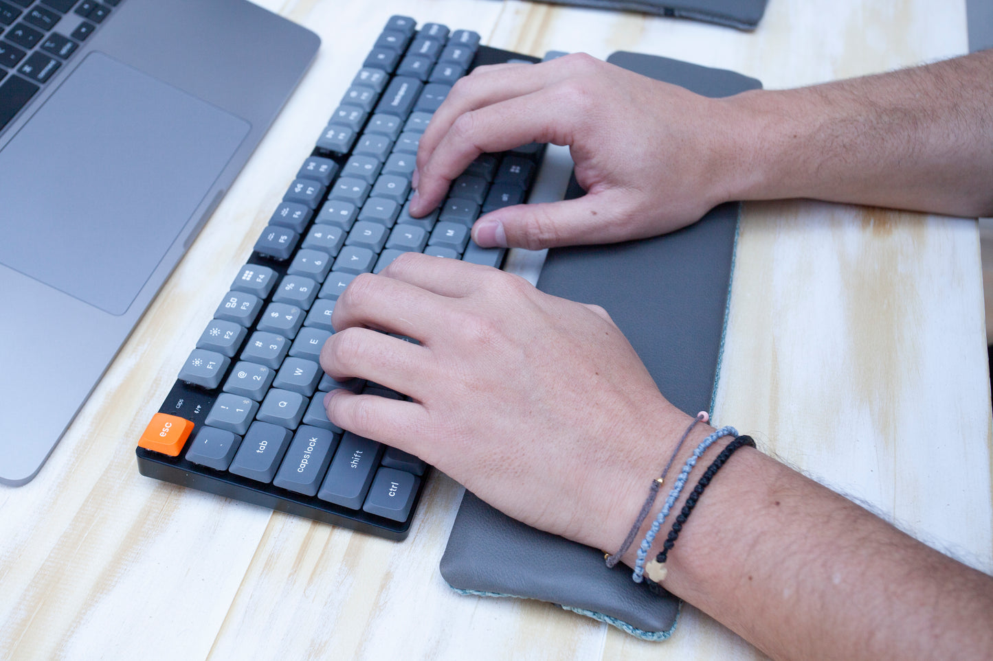 Typing wrist rest cushion, slim, low profile