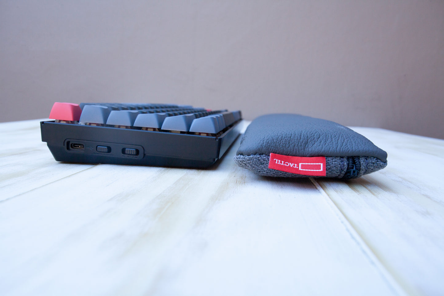 Typing wrist rest cushion, slim